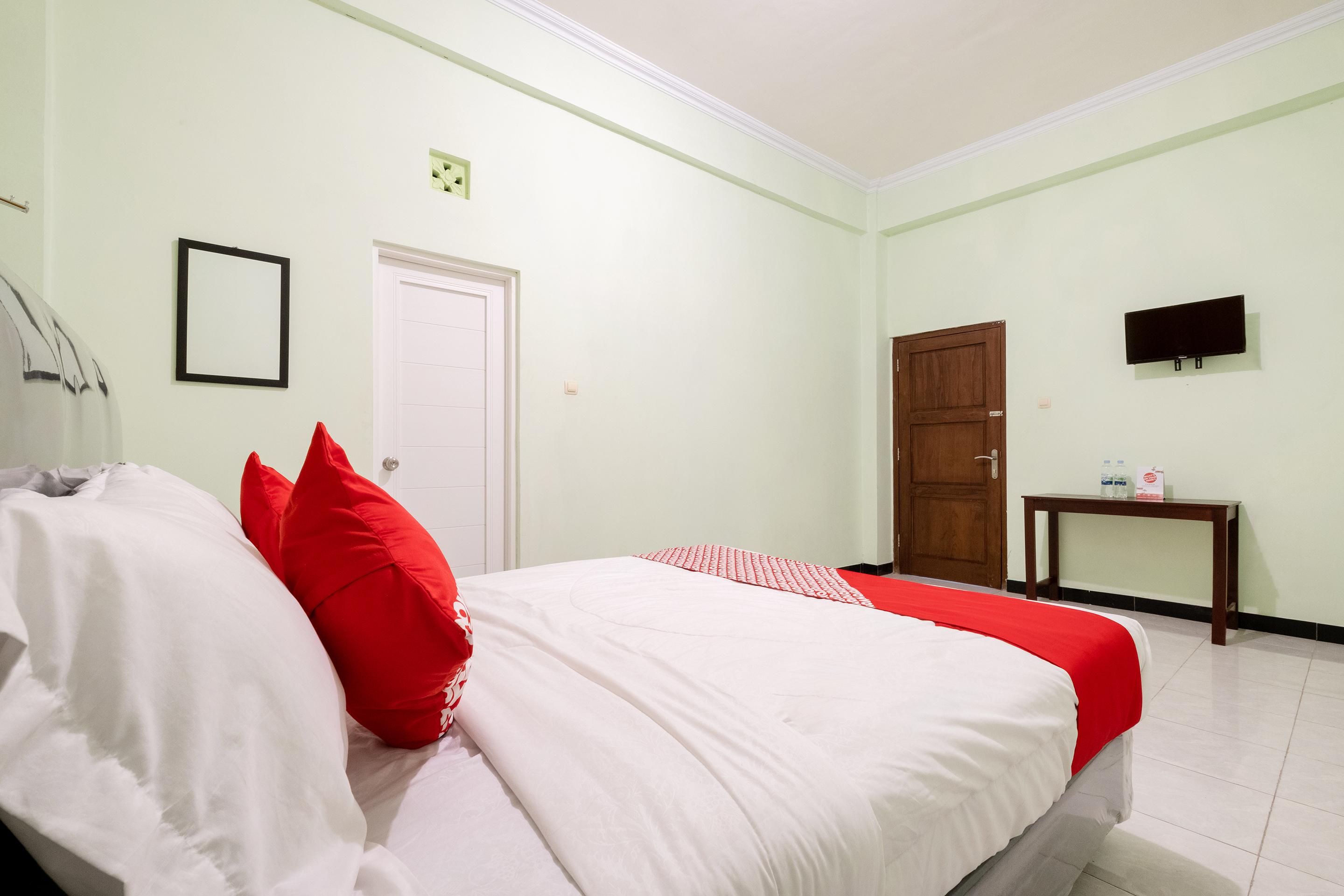 Reddoorz Syariah Near Alun Alun Wonosari Hotell Eksteriør bilde