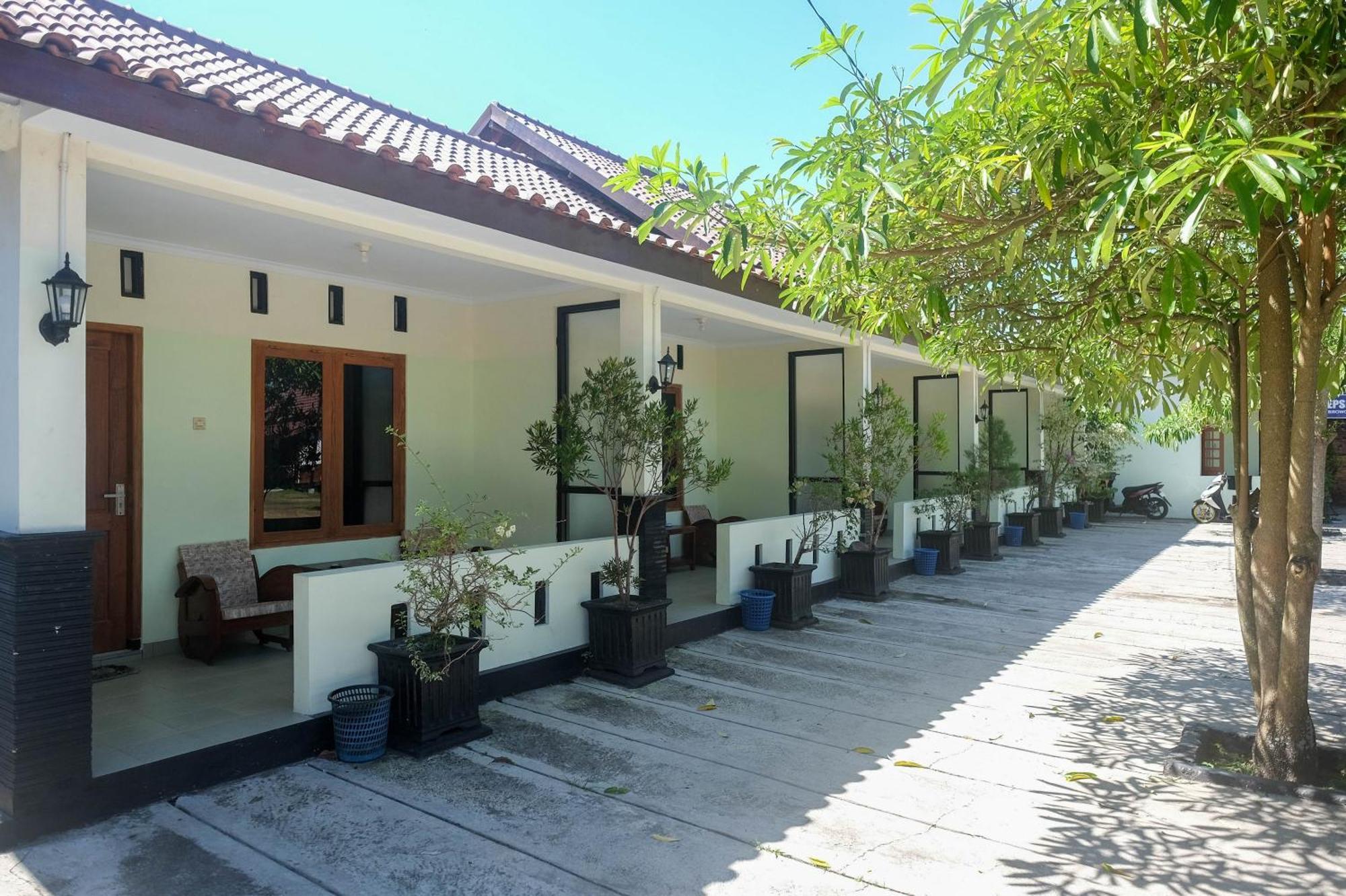 Reddoorz Syariah Near Alun Alun Wonosari Hotell Eksteriør bilde